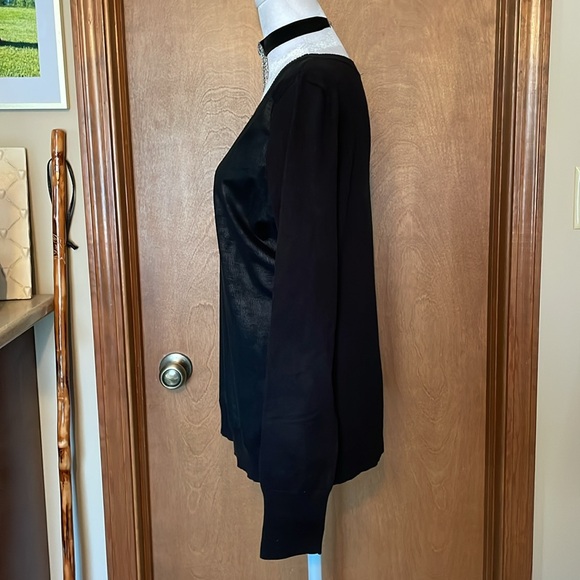 Faux Suede Black Sweater by Express - Picture 5 of 15